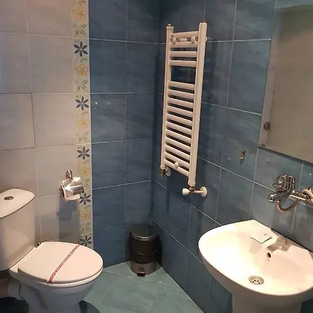 Rai ستارا زاغورا