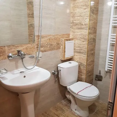 Rai فندق 3*